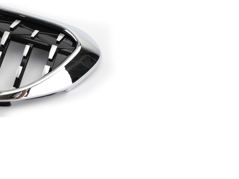 BMW 5 SERISI G30 IÇIN UYUMLU 2017 + IÇIN UYUMLU DIAMOND BOBREK - KROM ÇERÇEVE